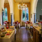 فندق Delle Rose