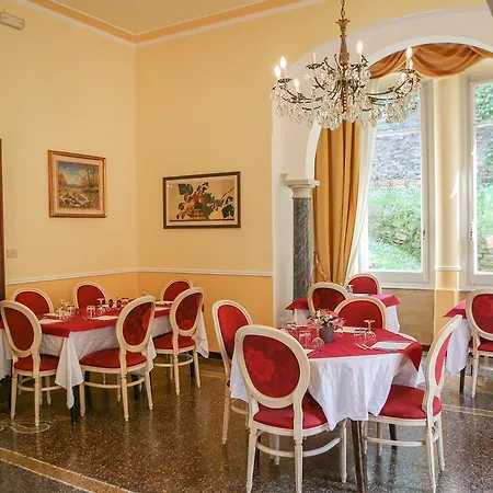 Delle Rose 3*
